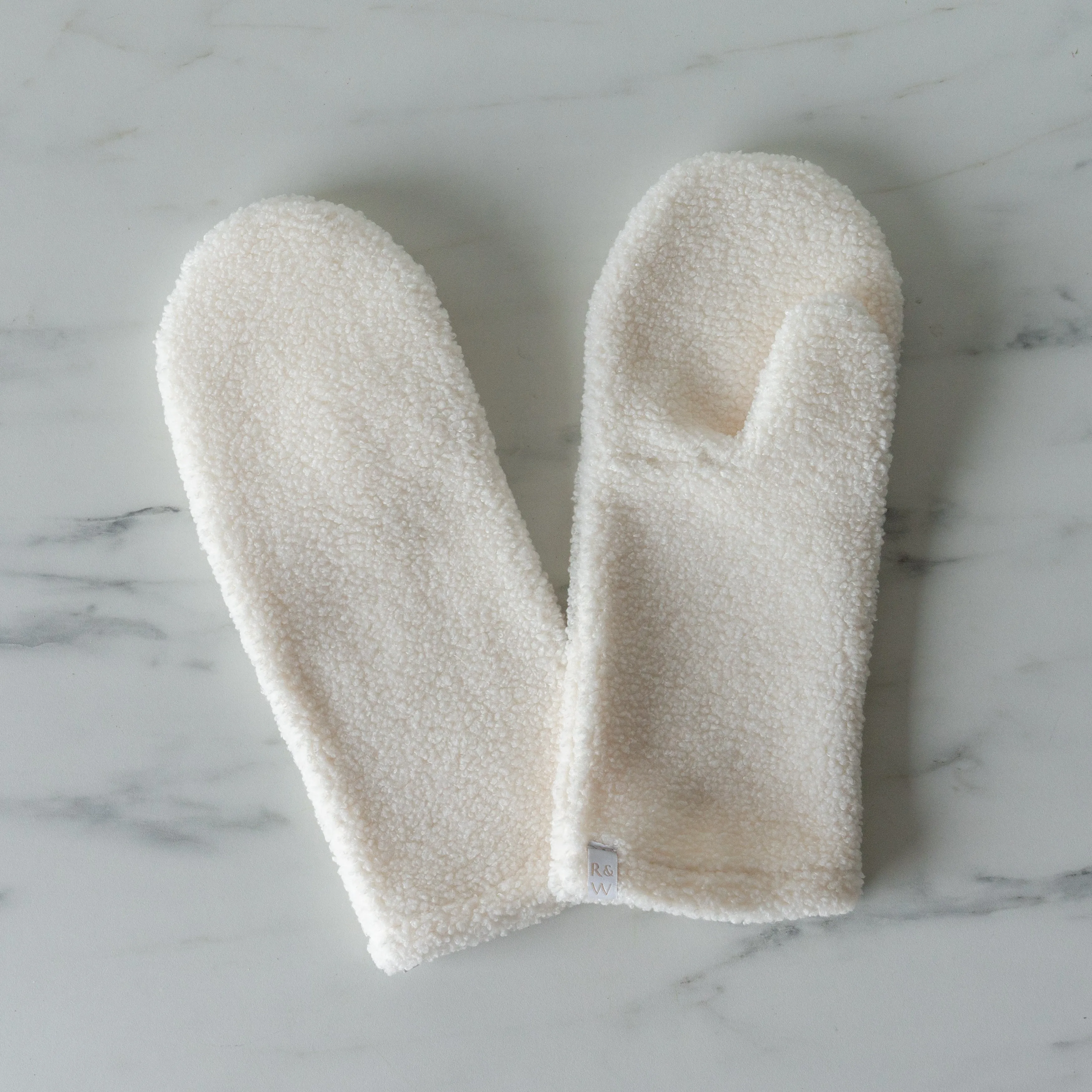 R&W Ivory Sherpa Mittens