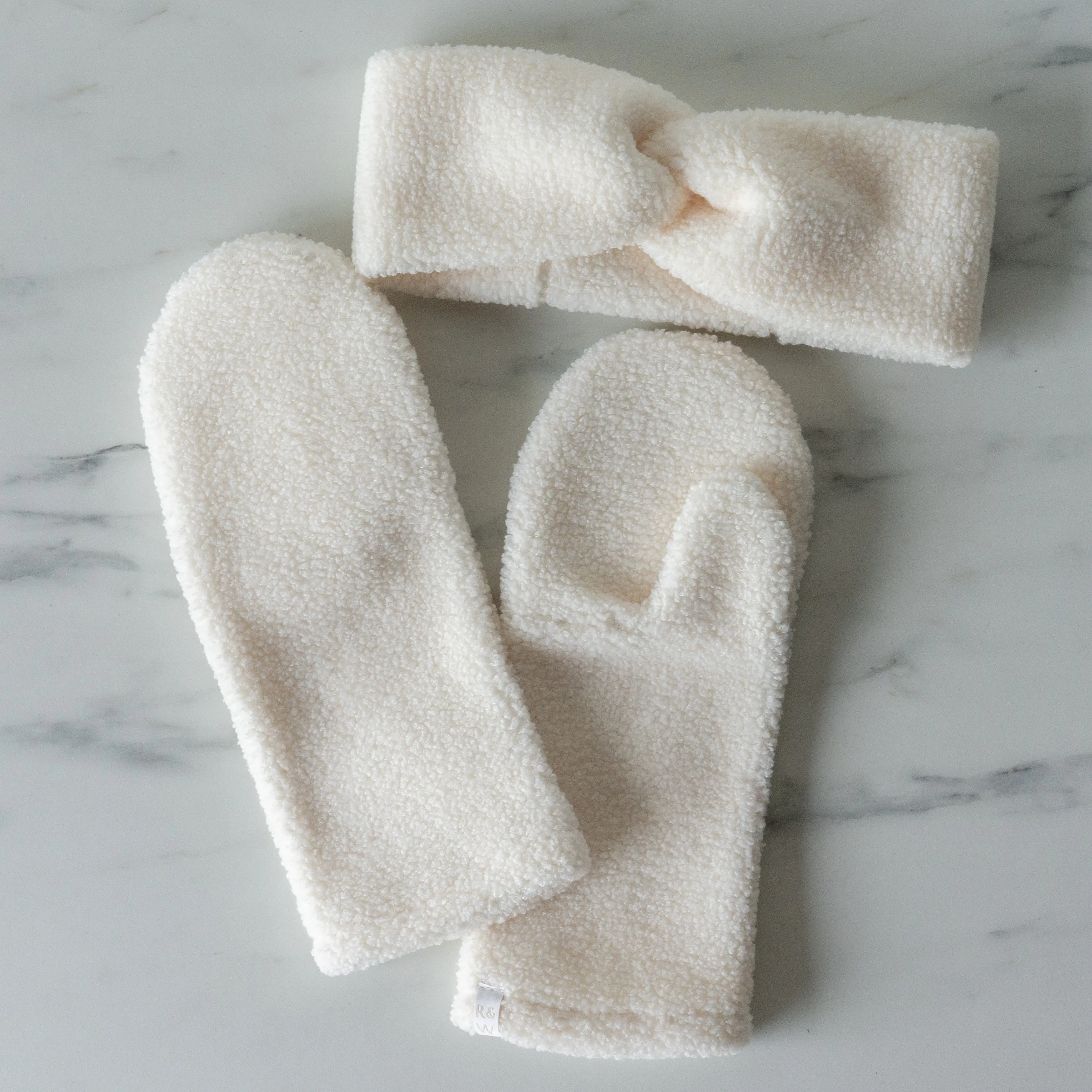 R&W Ivory Sherpa Mittens