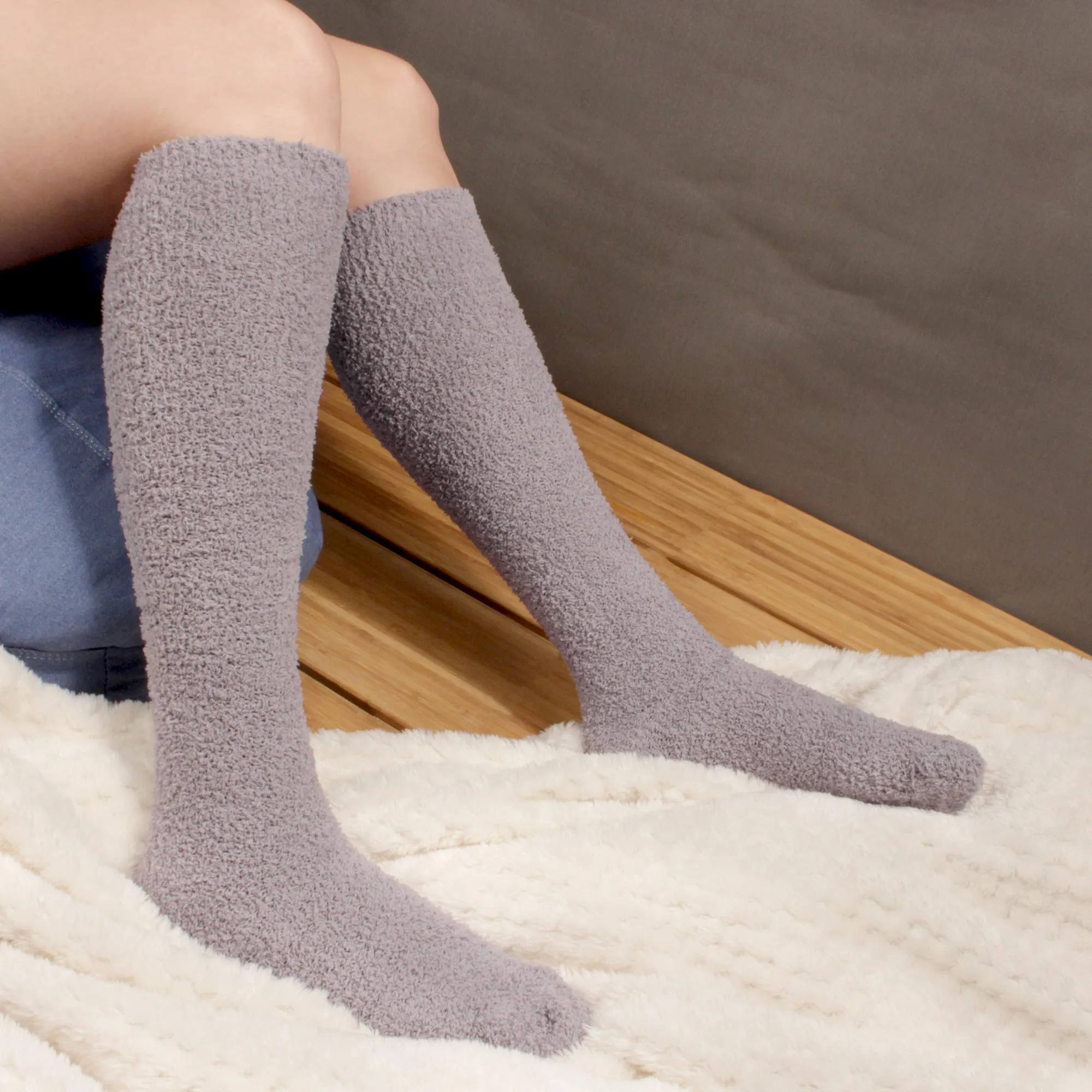 Women's Feather Soft Knee High Socks